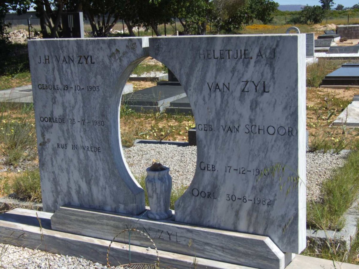 ZYL J.H., van 1903-1980 &amp; Heletjie A.J. nee VAN SCHOOR 1910-1982
