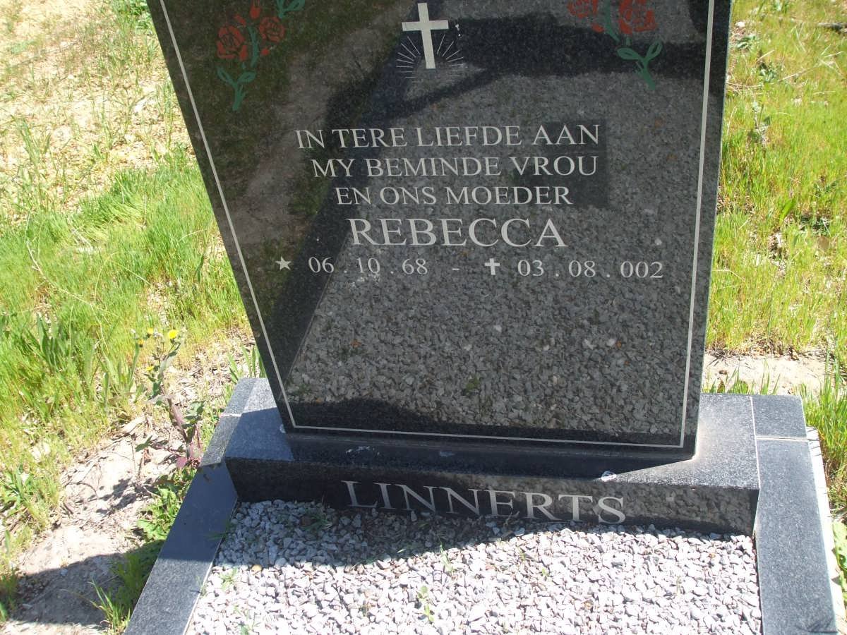 LINNERTS Rebecca 1968-2002