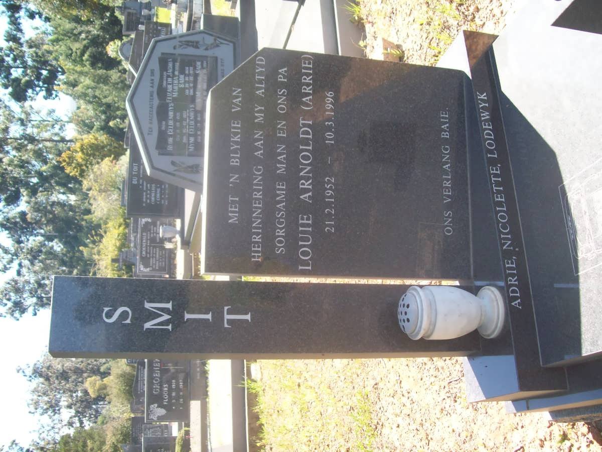 SMIT Louie Arnoldt 1952-1996