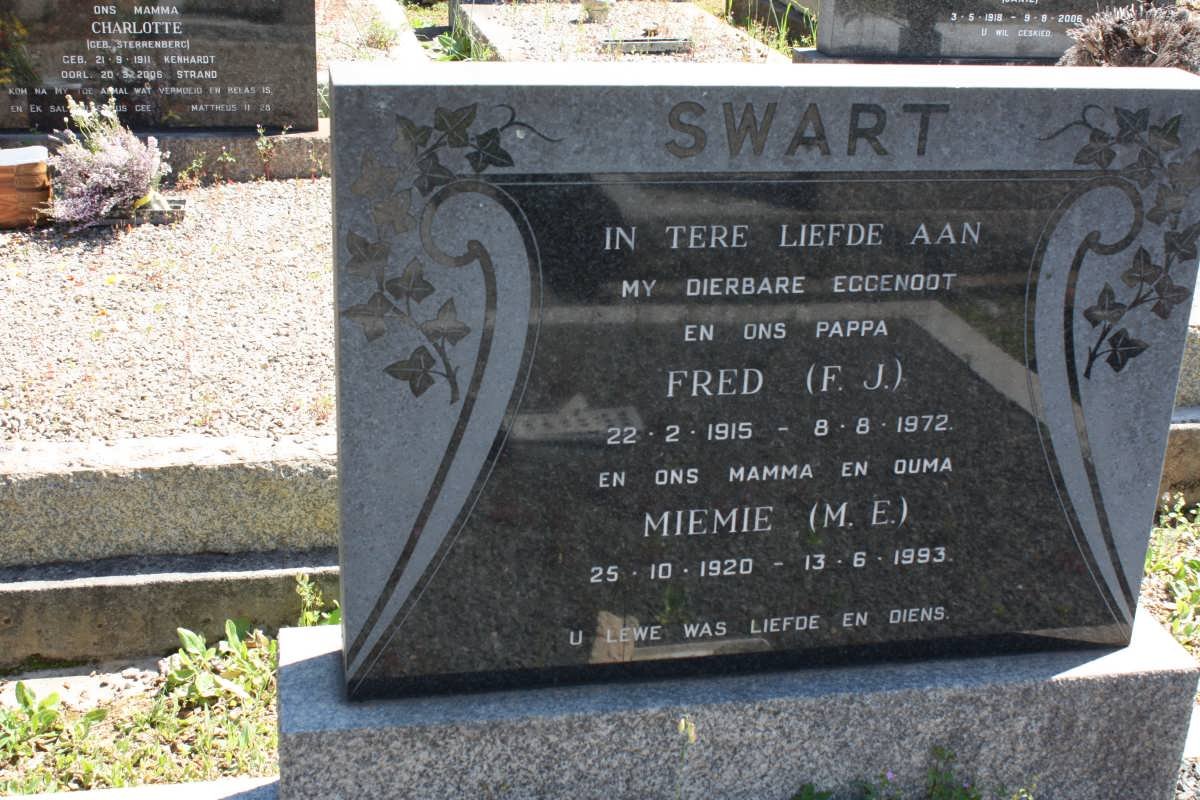 SWART F.J. 1915-1972 &amp; M.E. 1920-1993