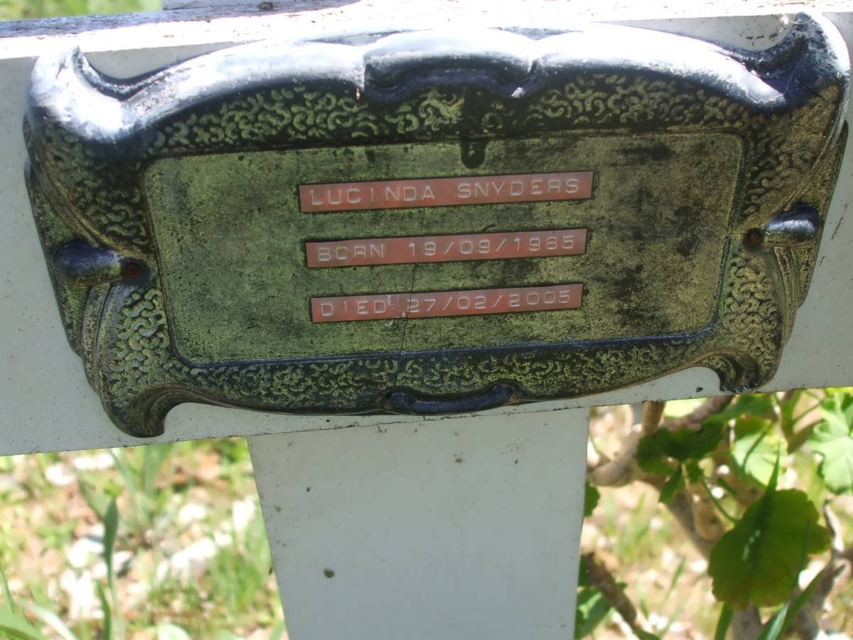 SNYDERS Lucinda 1985-2005