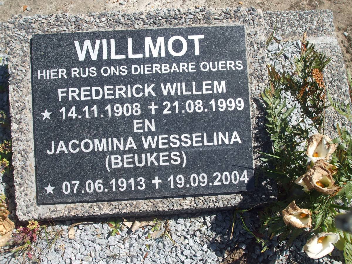 WILLMOT Frederick William 1908-1999 &amp; Jacomina Wesselina BEUKES 1913-2004