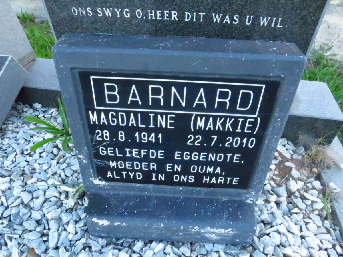 BARNARD Magdaline 1941-2010