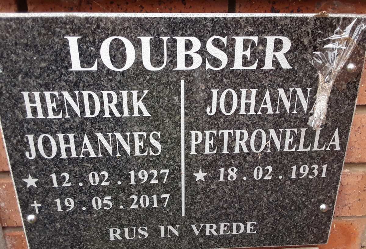 LOUBSER Hendrik Johannes 1927-2017 &amp; Johanna Petronella 1931-