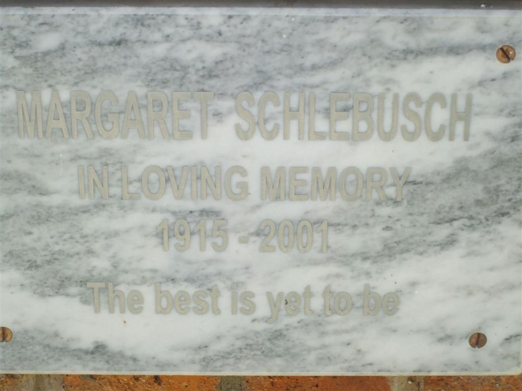 SCHLEBUSCH Margaret 1915-2001