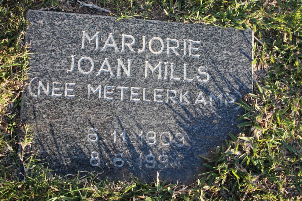 MILLS Marjorie Joan nee METELERKAMP 1909-1994