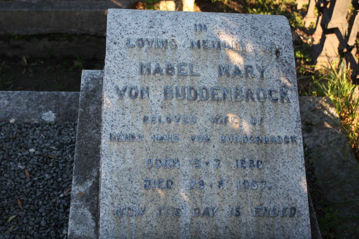 BUDDENBROCK Mabel Mary, von 1880-1967