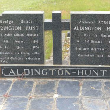 HUNT Ernest, ALDINGTON 1895-1980 &amp; Evelyn Grace 1896-1974