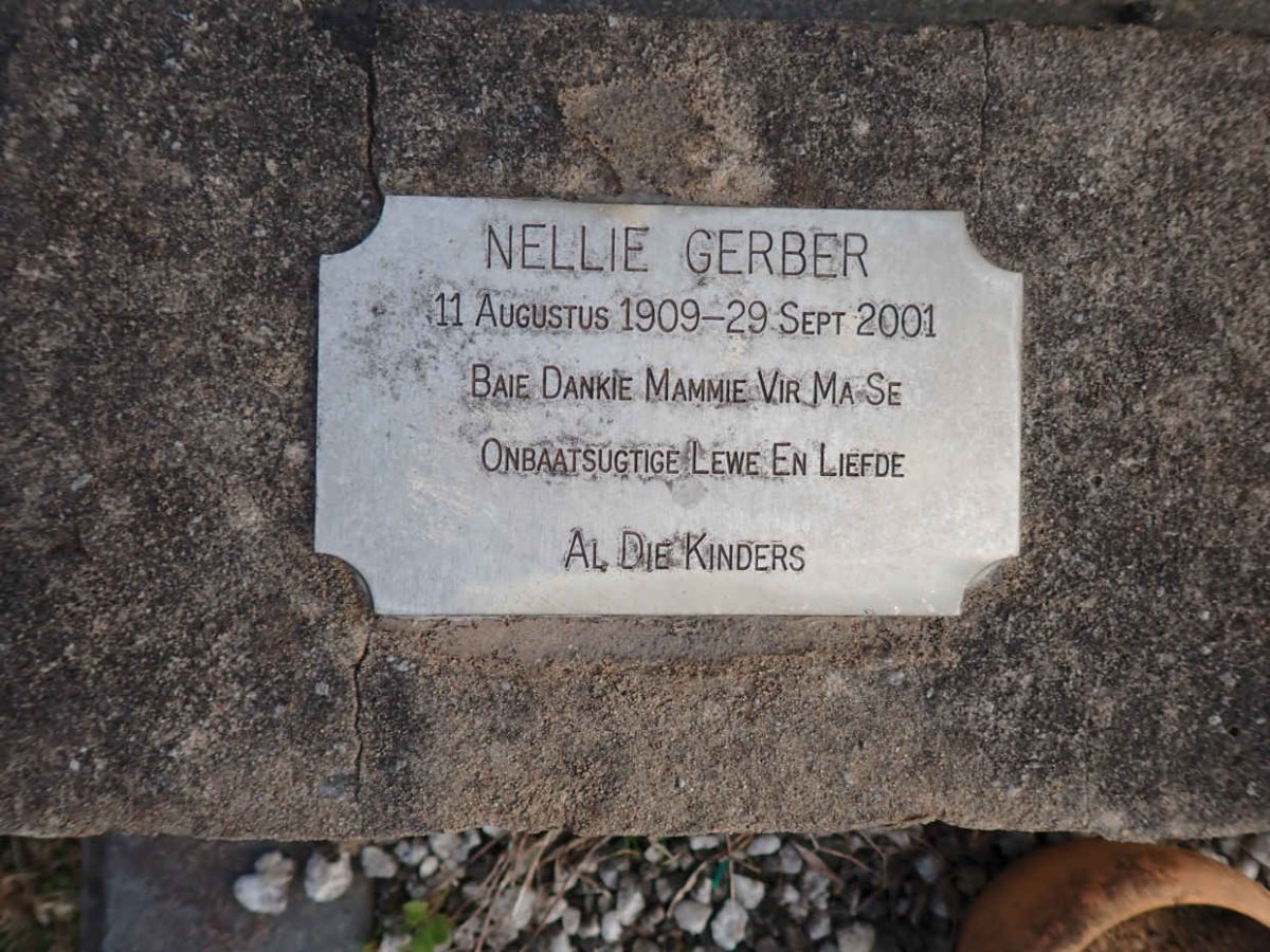 GERBER Nellie 1909-2001