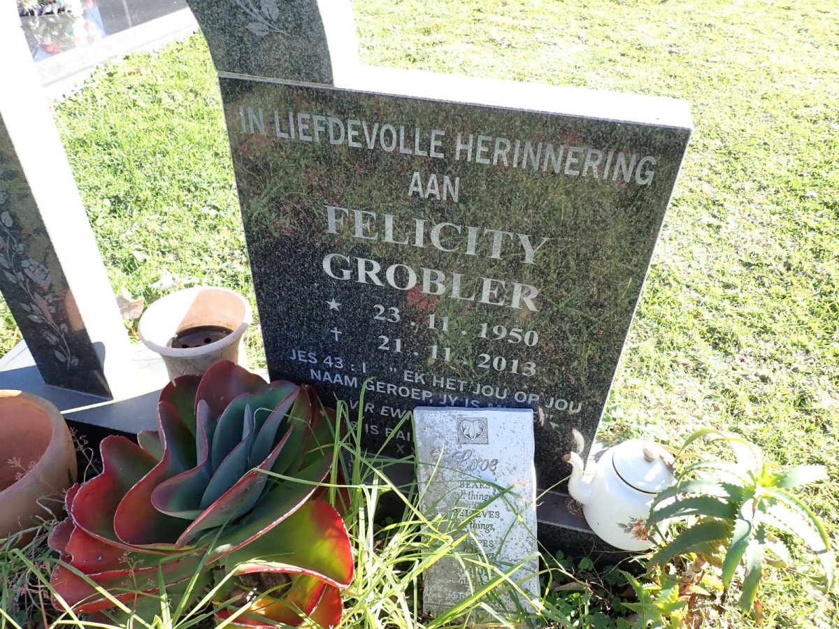 GROBLER Felicity 1950-2013