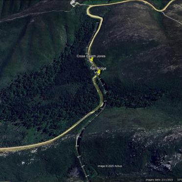 Western Cape, GEORGE district, Montagu Pass, Roadside Memorial