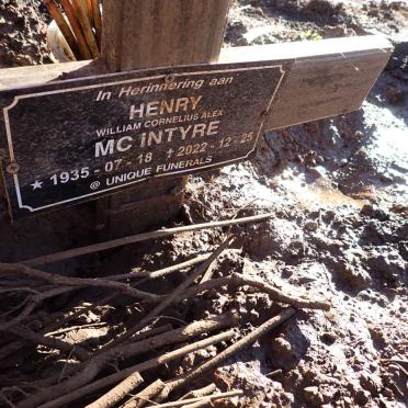 MCINTYRE Henry William Cornelius Alex 1935-2022