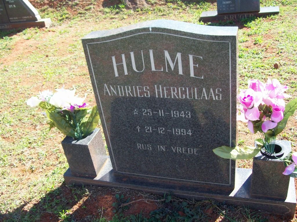 HULME Andries Herculaas 1943-1994