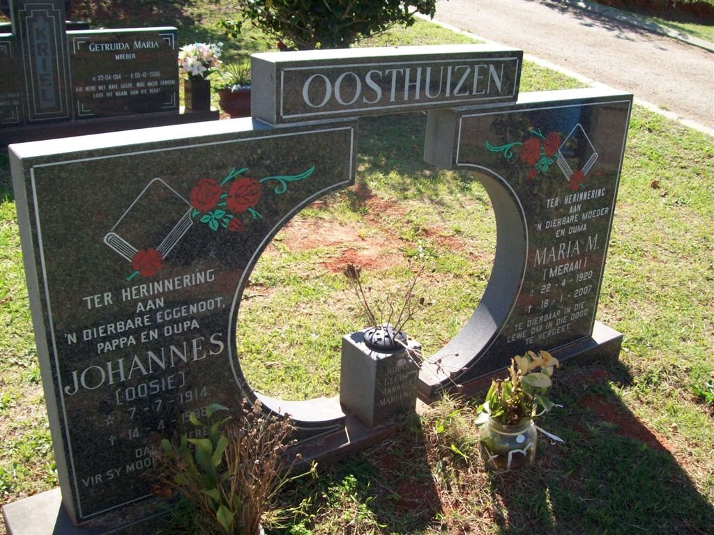 OOSTHUIZEN Johannes 1914-1998 &amp; Maria M. 1920-2007
