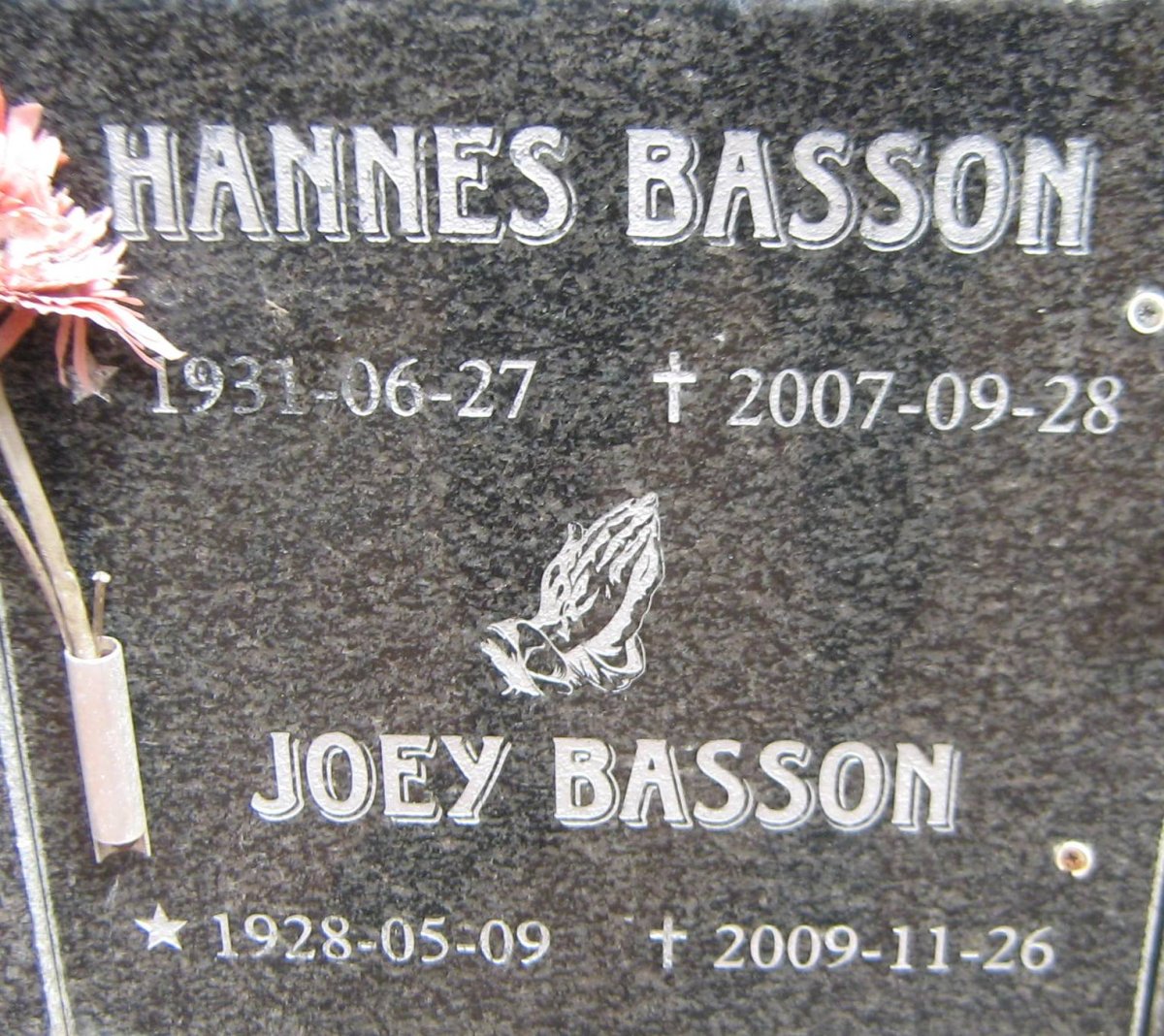 BASSON Hannes 1931-2007 &amp; Joey 1928-2009
