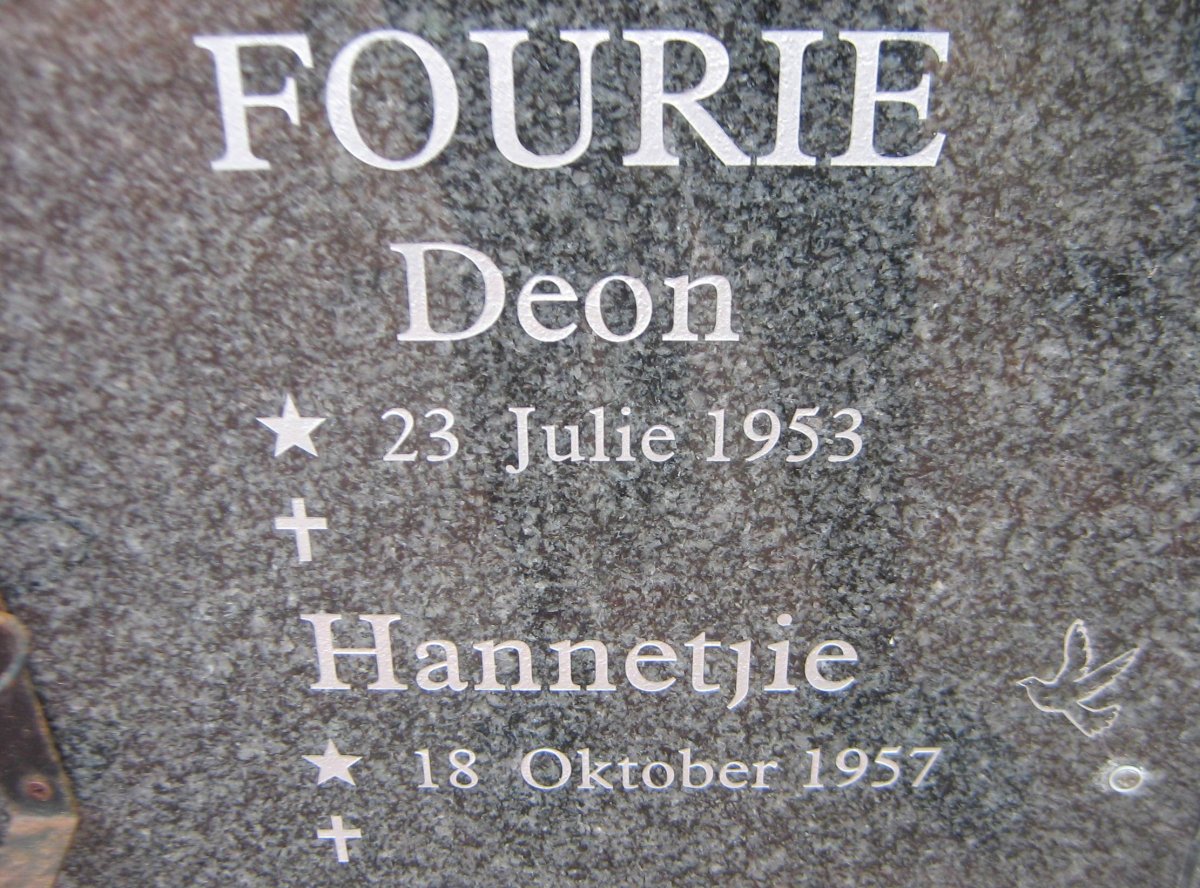 FOURIE Deon 1953- &amp; Hannetjie 1957-