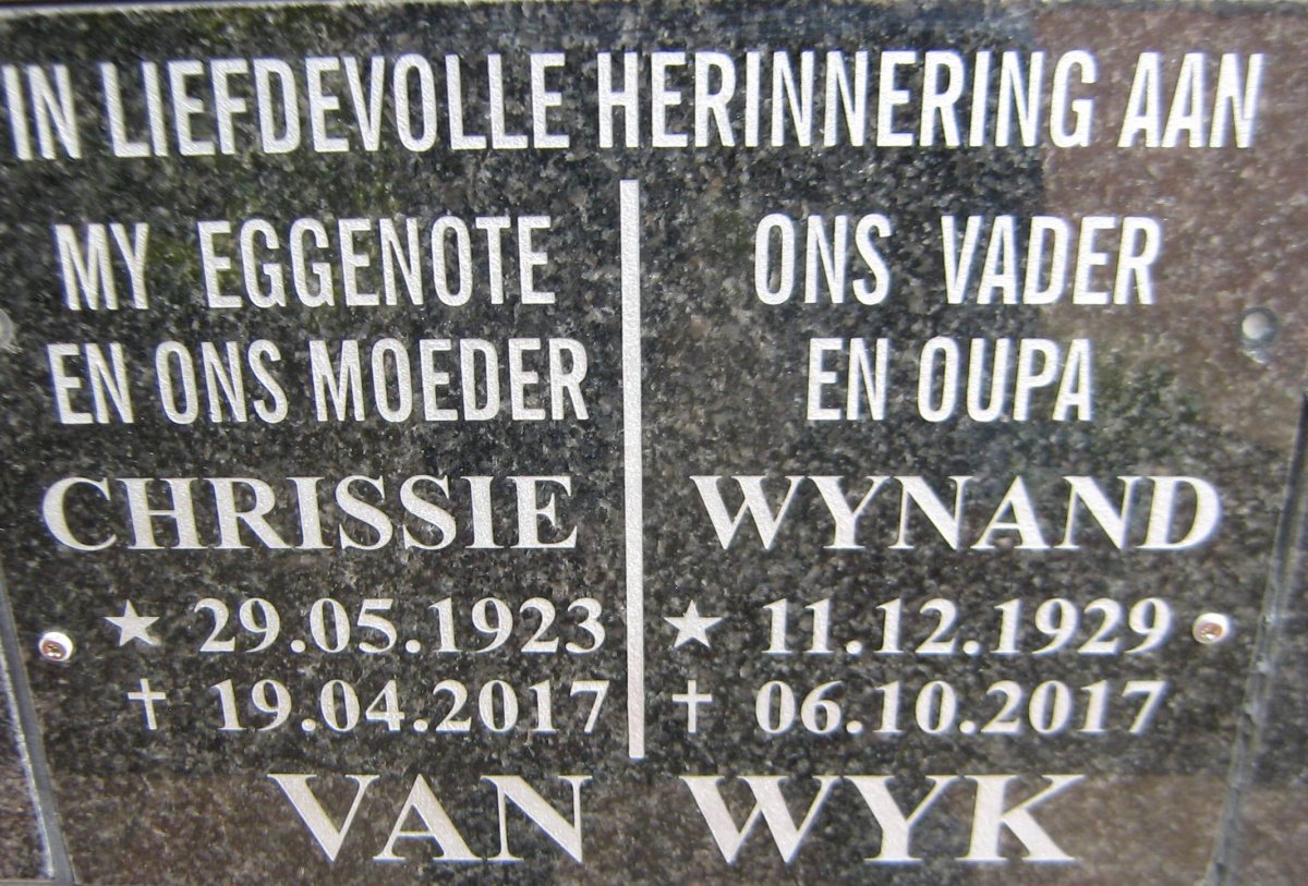 WYK Wynand, van 1929-2017 &amp; Chrissie 1923-2017