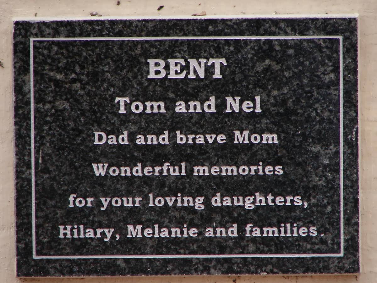 BENT Tom &amp; Nel