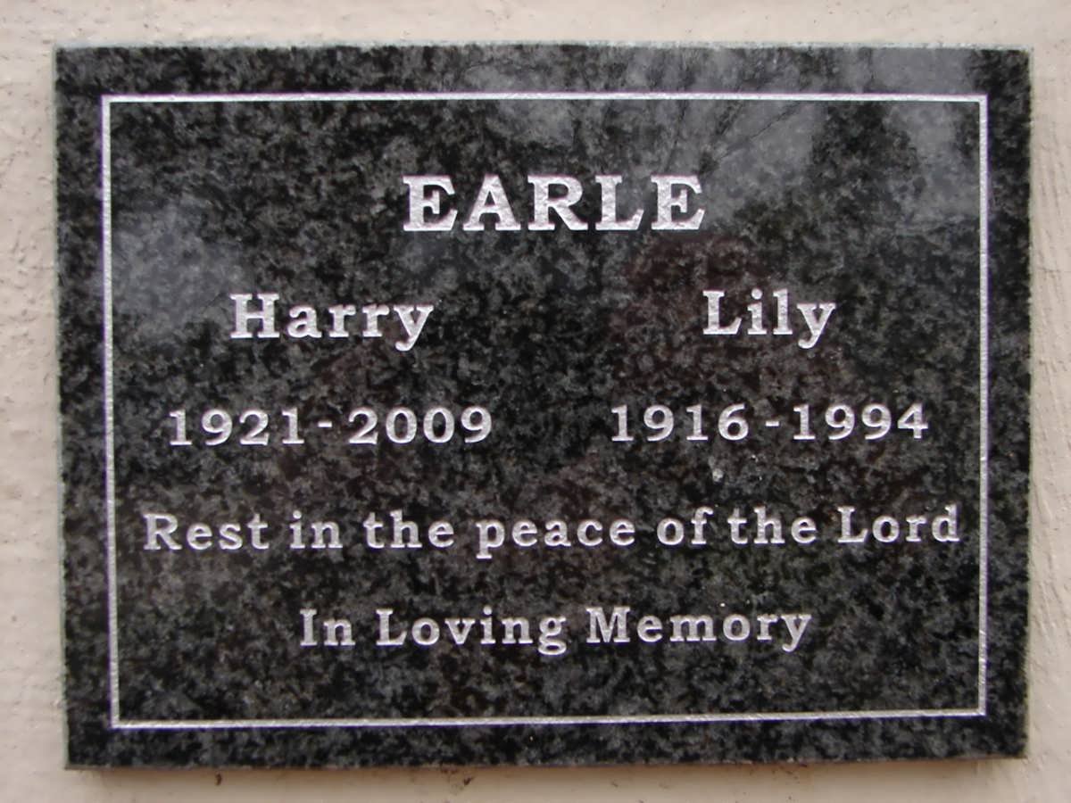 EARLE Harry 1921-2009 &amp; Lily 1916-1994