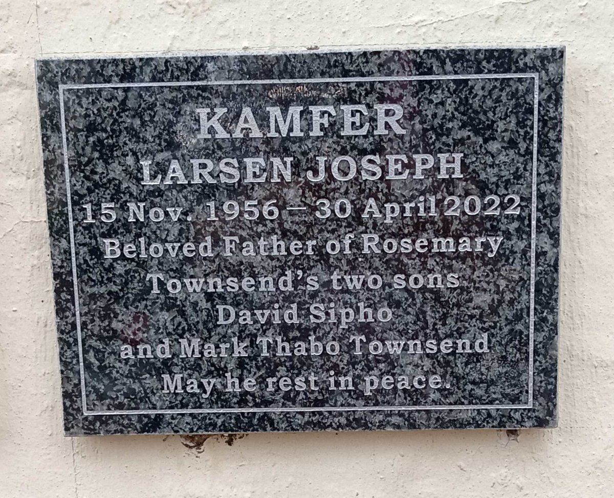 KAMFER Larsen Joseph 1956-2022