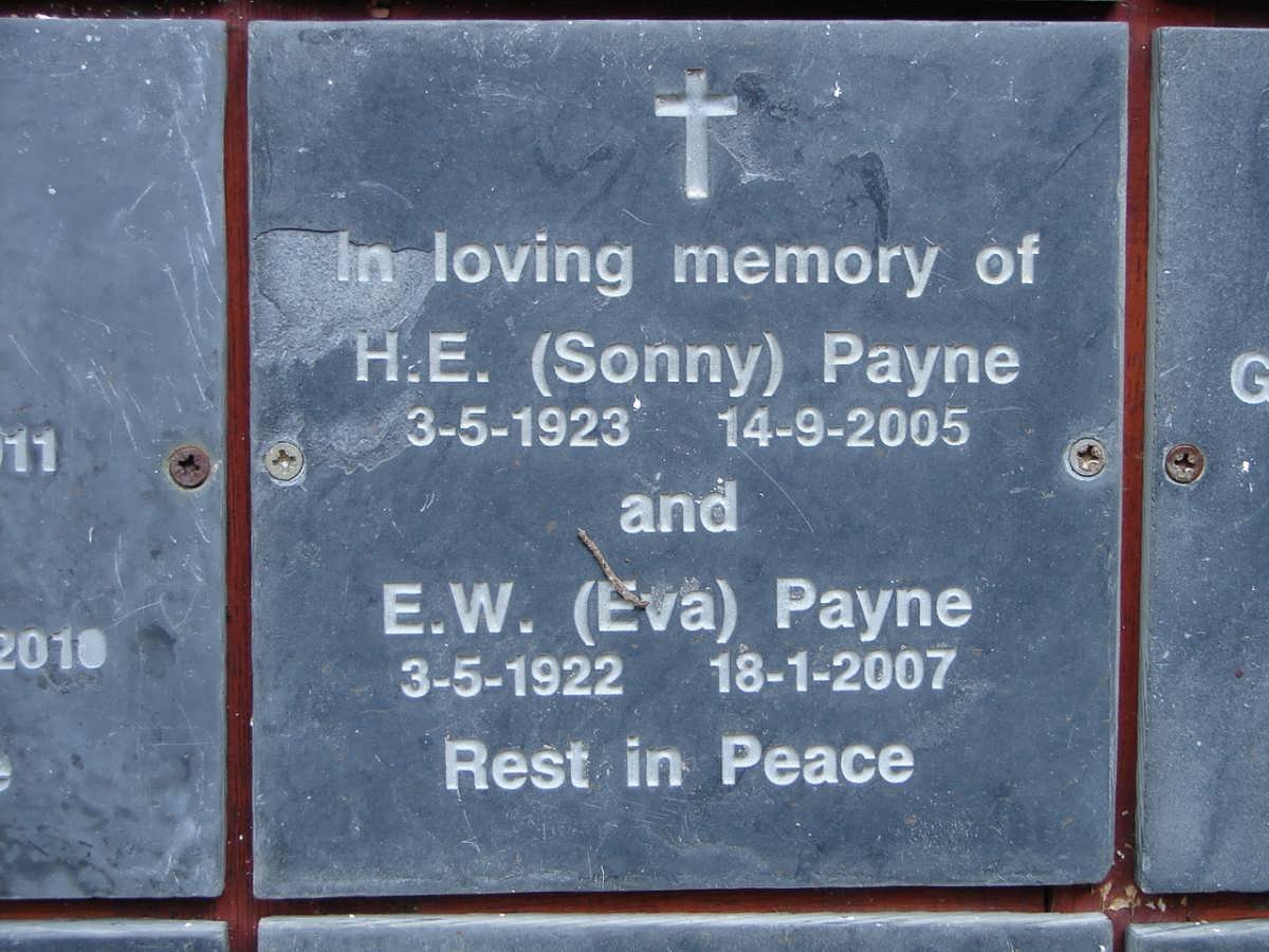 PAYNE H.E. 1923-2005 &amp; E.W. 1922-2007