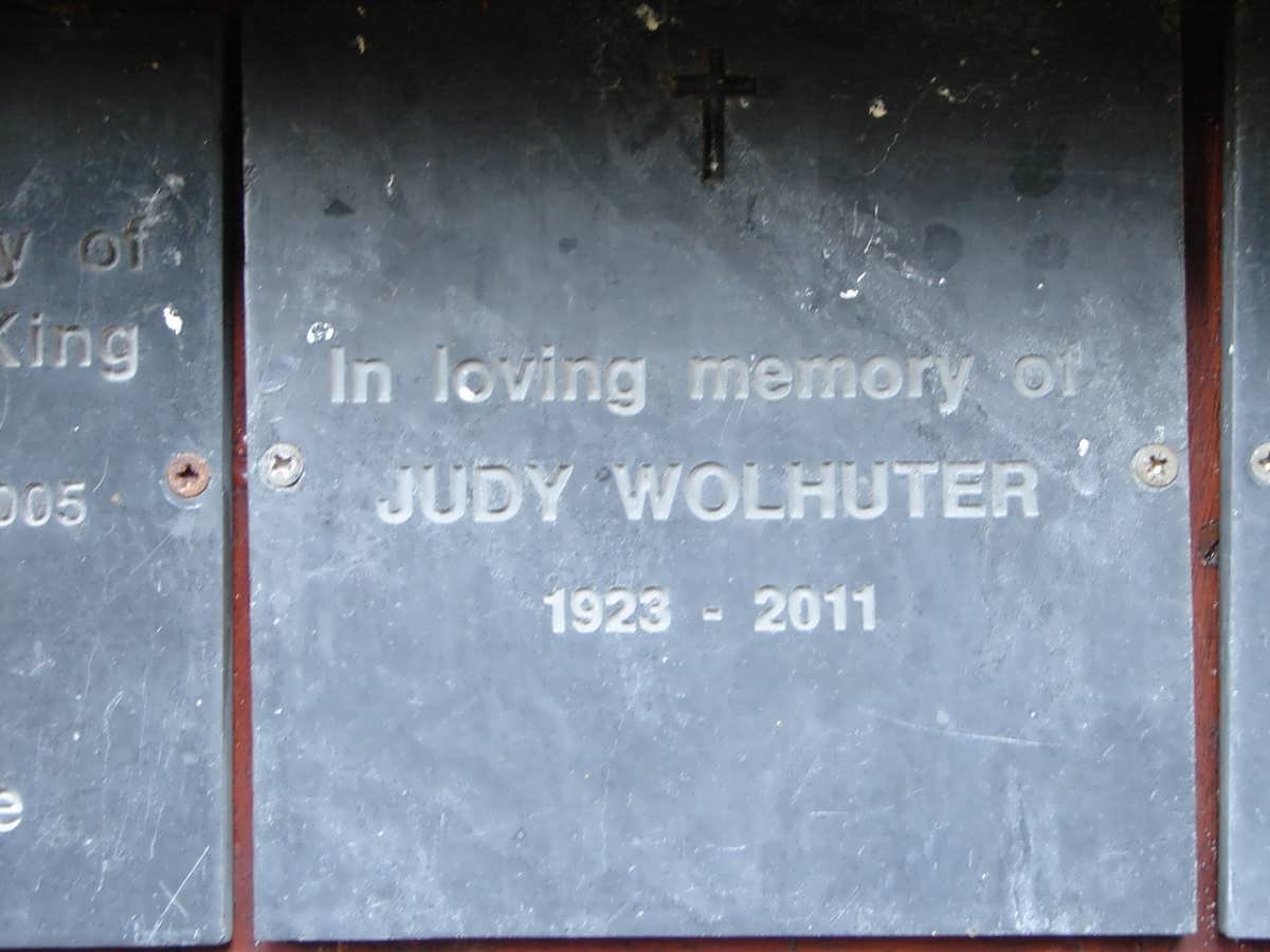 WOLHUTER Judy 1923-2011