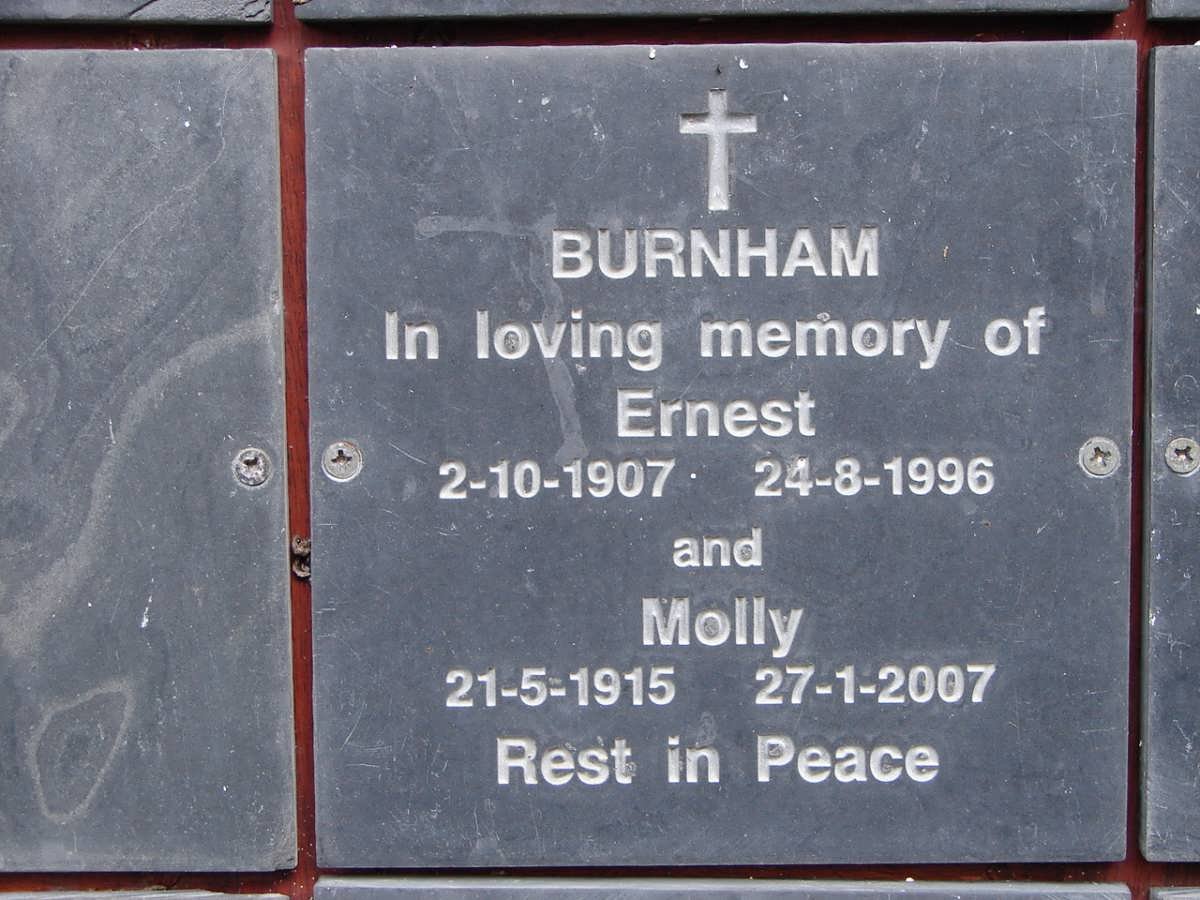 BURNHAM Ernest 1907-1996 &amp; Molly 1915-2007