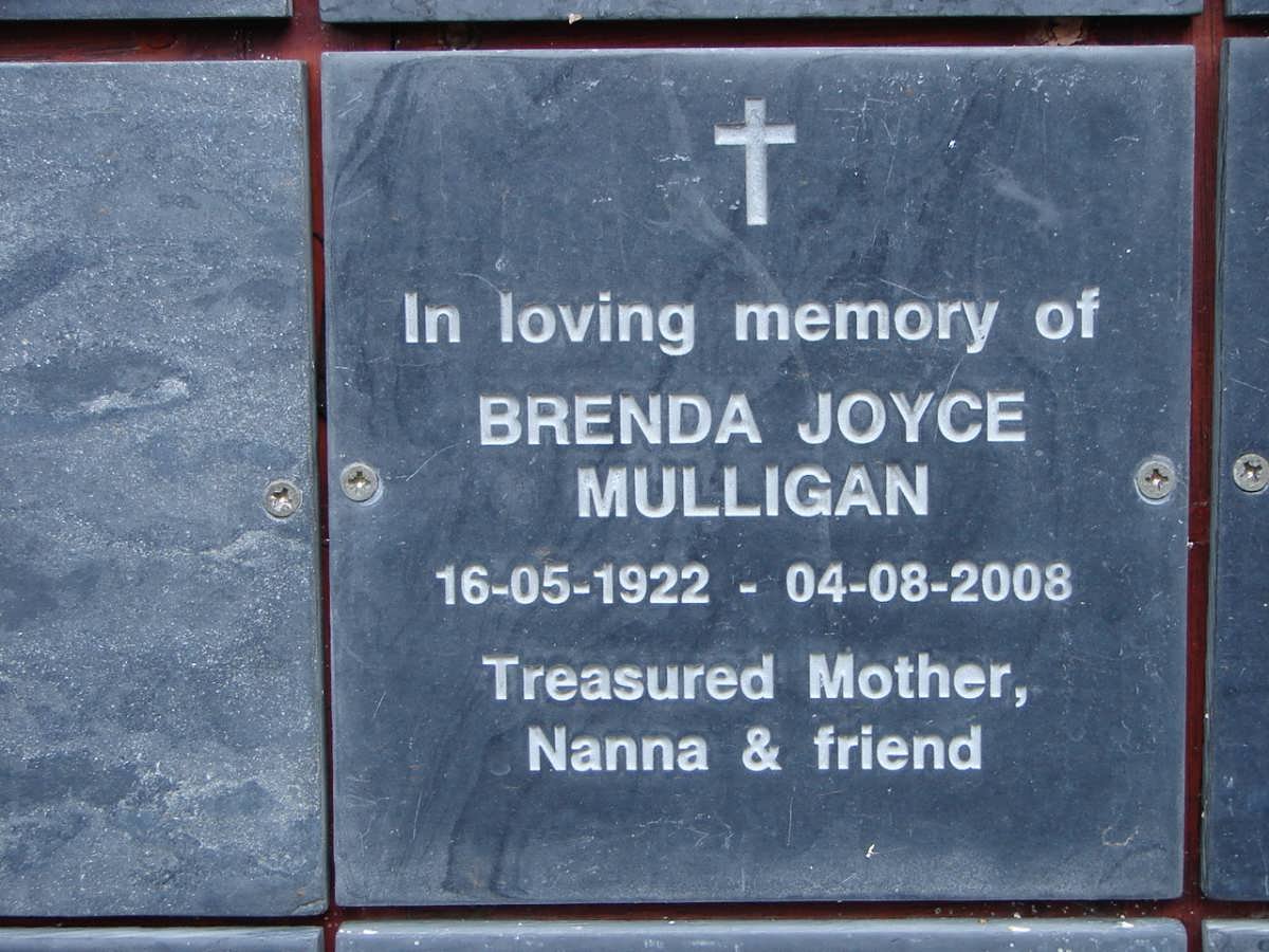 MULLIGAN Brenda Joyce 1922-2008