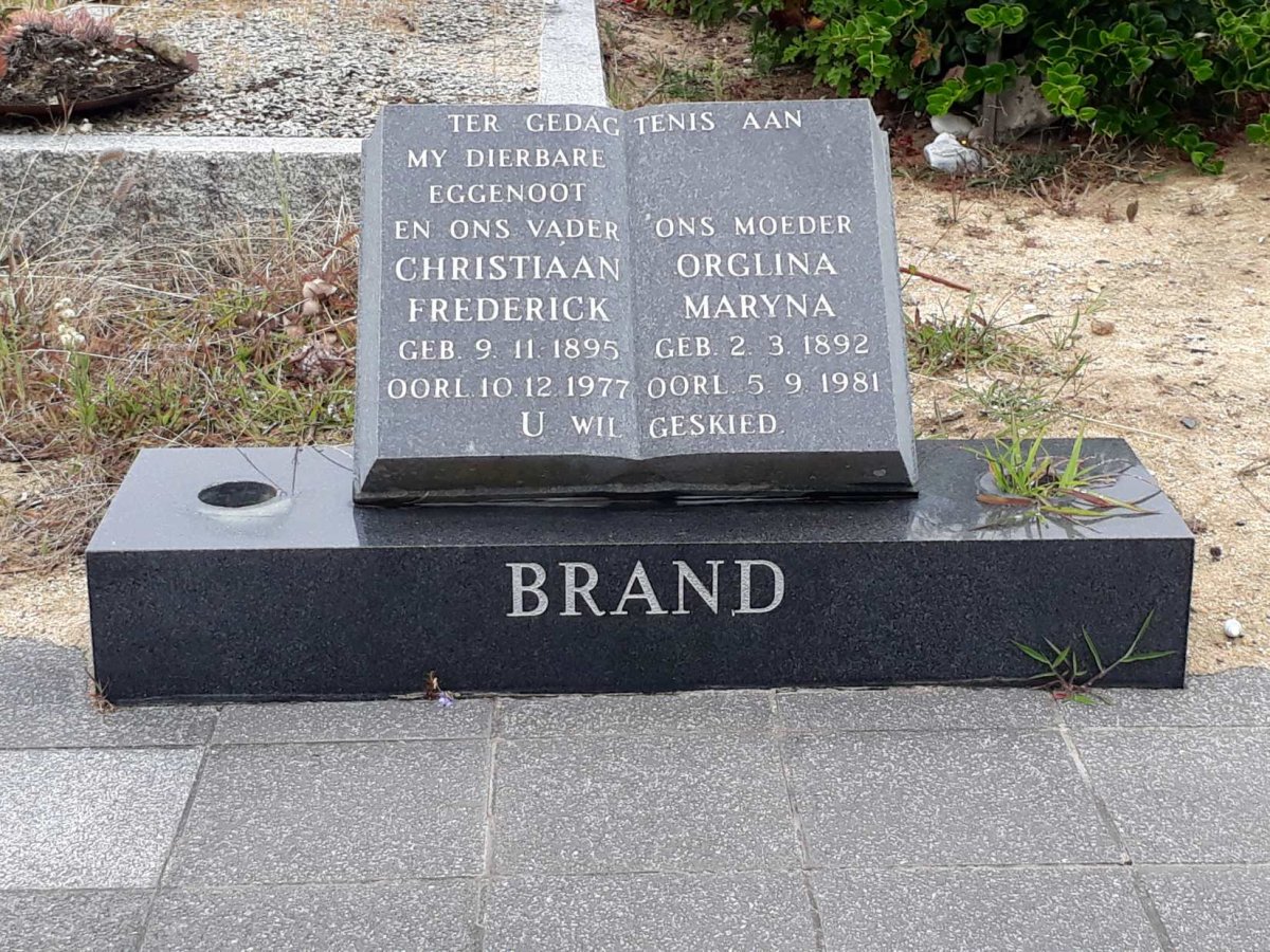BRAND Christiaan Frederick 1895-1977 &amp; Orglina Maryna 1892-1981