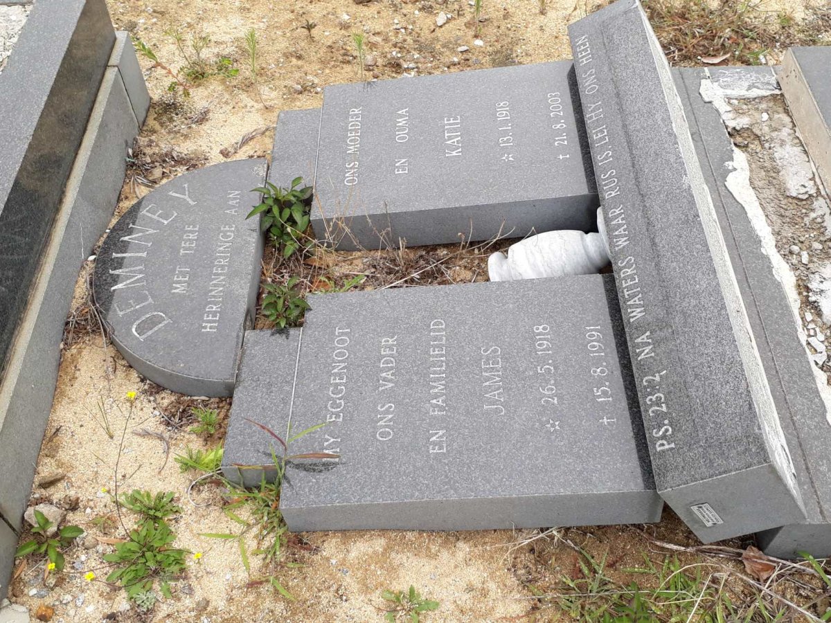 DEMINEY James 1918-1991 &amp; Katie 1918-2003