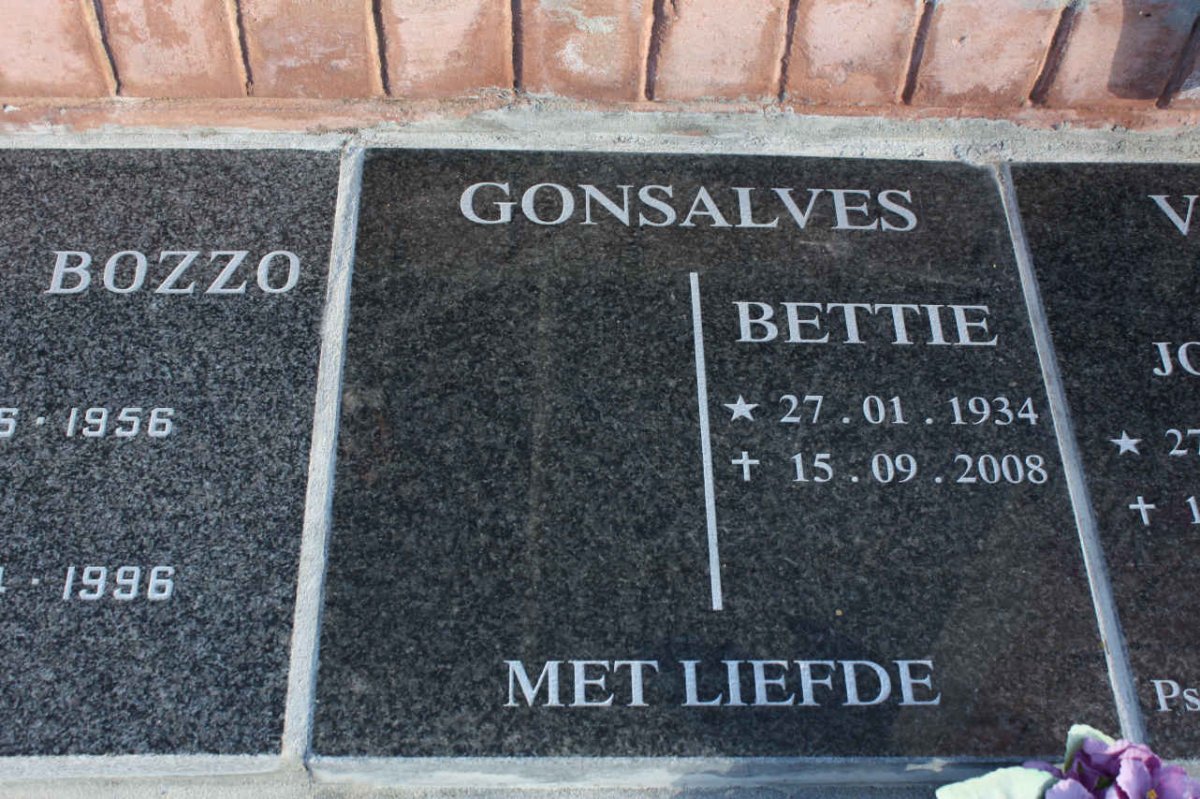 GONSALVES Betty 1934-2008