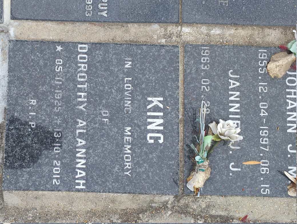 KING Dorothy Alannah 1925-2012