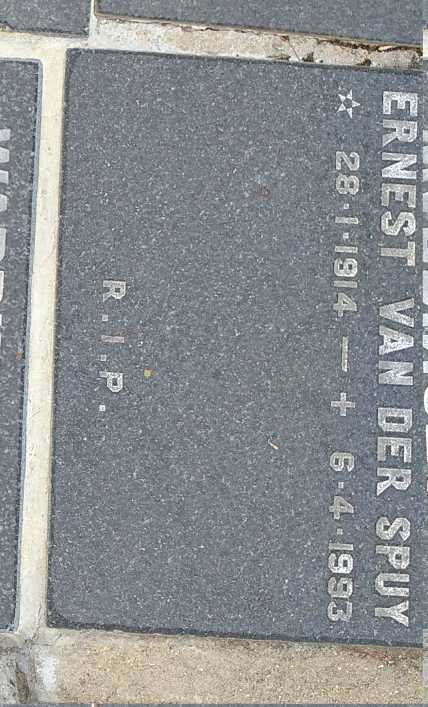 SPUY Ernest, van der 1914-1993