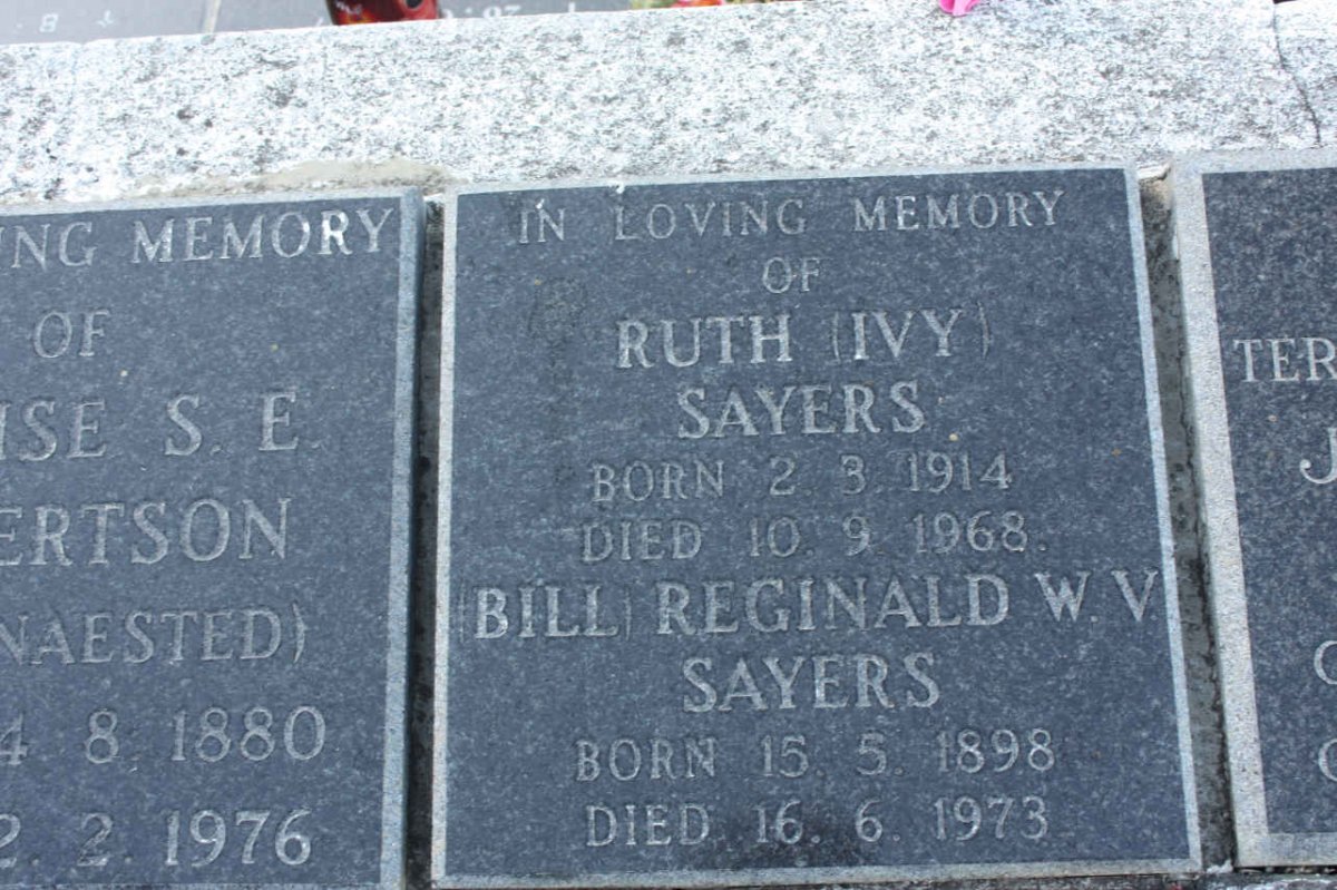 SAYERS Reginald W.V. 1898-1973 &amp; Ruth 1914-1968