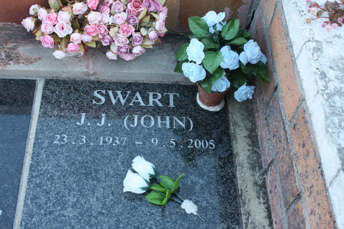 SWART J.J. 1937-2005