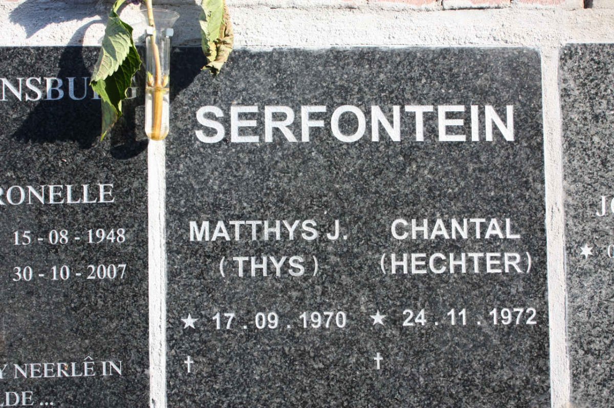 SERFONTEIN Matthys J. 1970- &amp; Chantel HECHTER 1972-