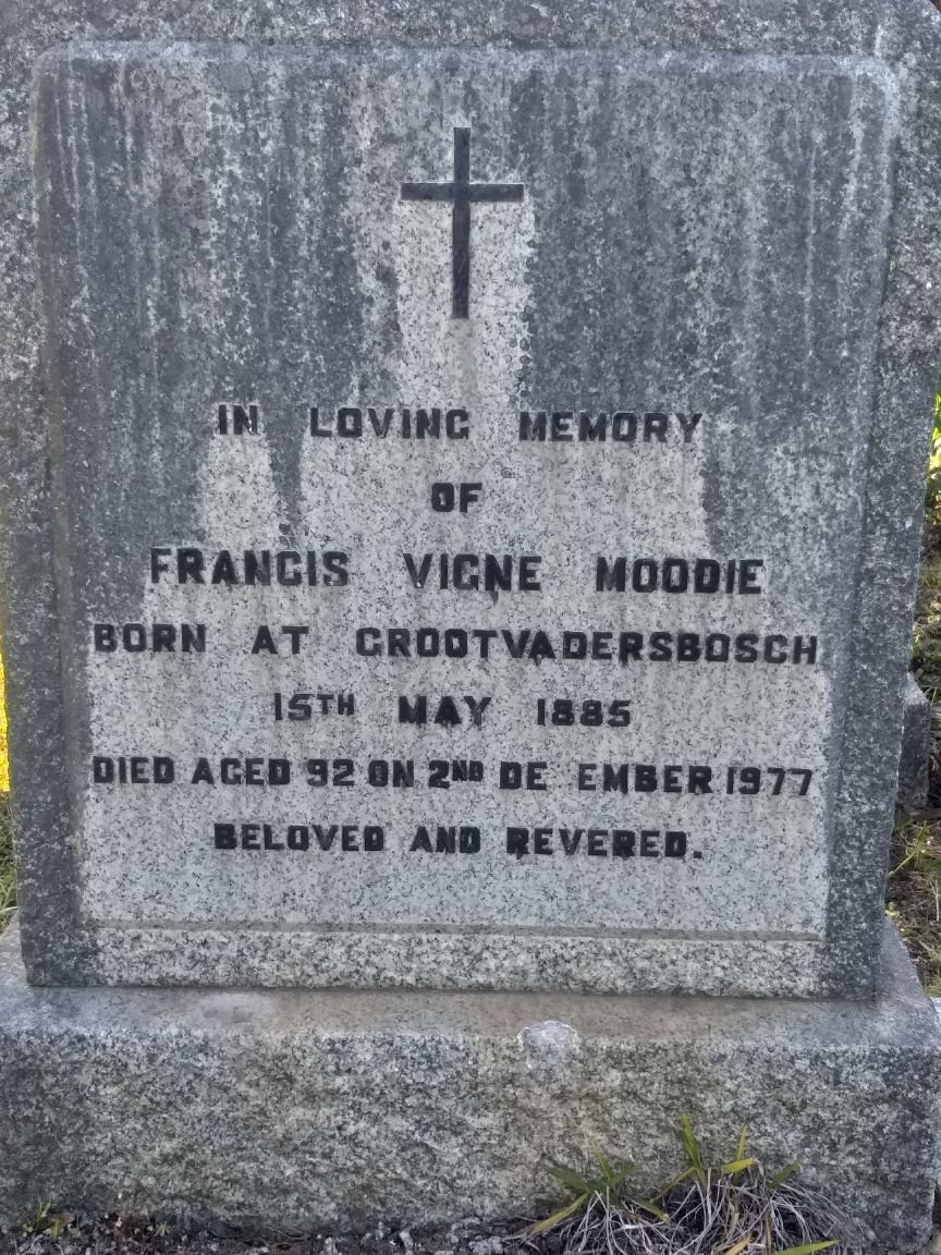 MOODIE Francis Vigne 1885-1977