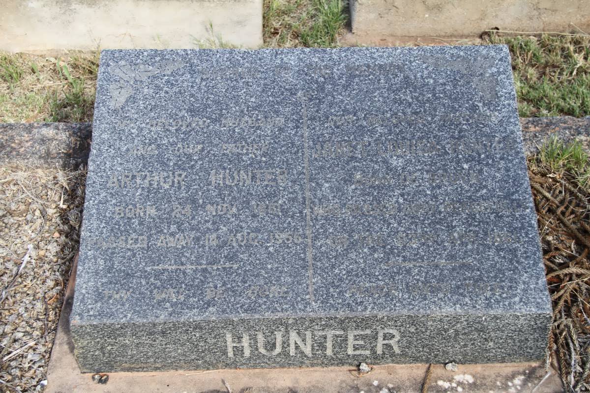 HUNTER Arthur 1861-1956 &amp; ?