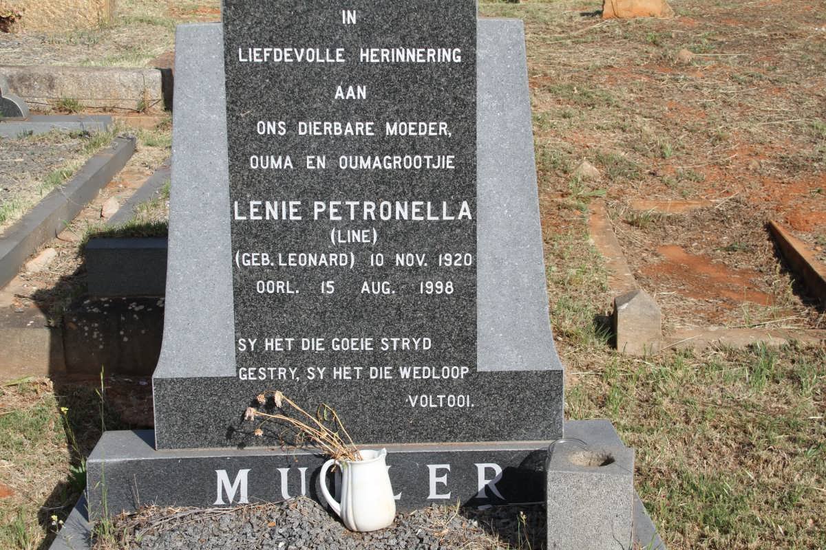 MULLER Lenie Petronella nee LEONARD 1920-1998