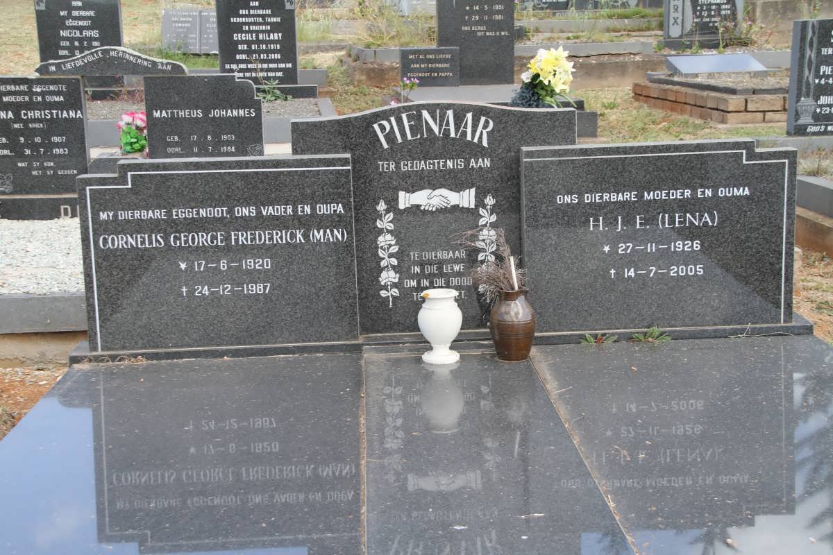 PIENAAR Cornelis George Frederick 1920-1987 &amp; H.J.E. 1926-2005