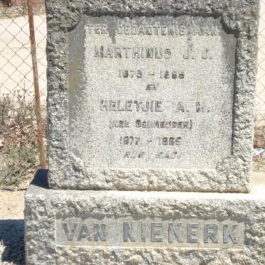 NIEKERK Marthinus J.J., van 1873-1955 &amp; Heletjie A.M. SCHREUDER 1877-1965