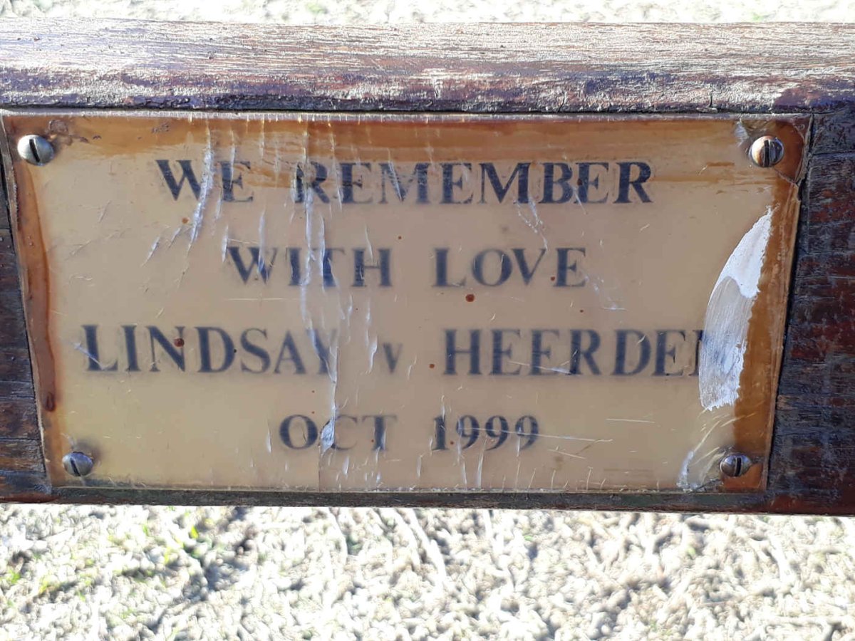 HEERDEN Lindsay, v. -1999