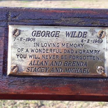WILDE George 1908-1989 :: ? Bella 2001-2014