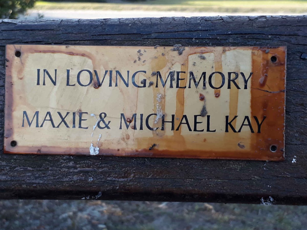 KAY Michael &amp; Maxie