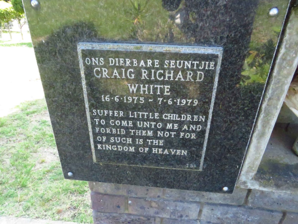 WHITE Craig Richard 1975-1979
