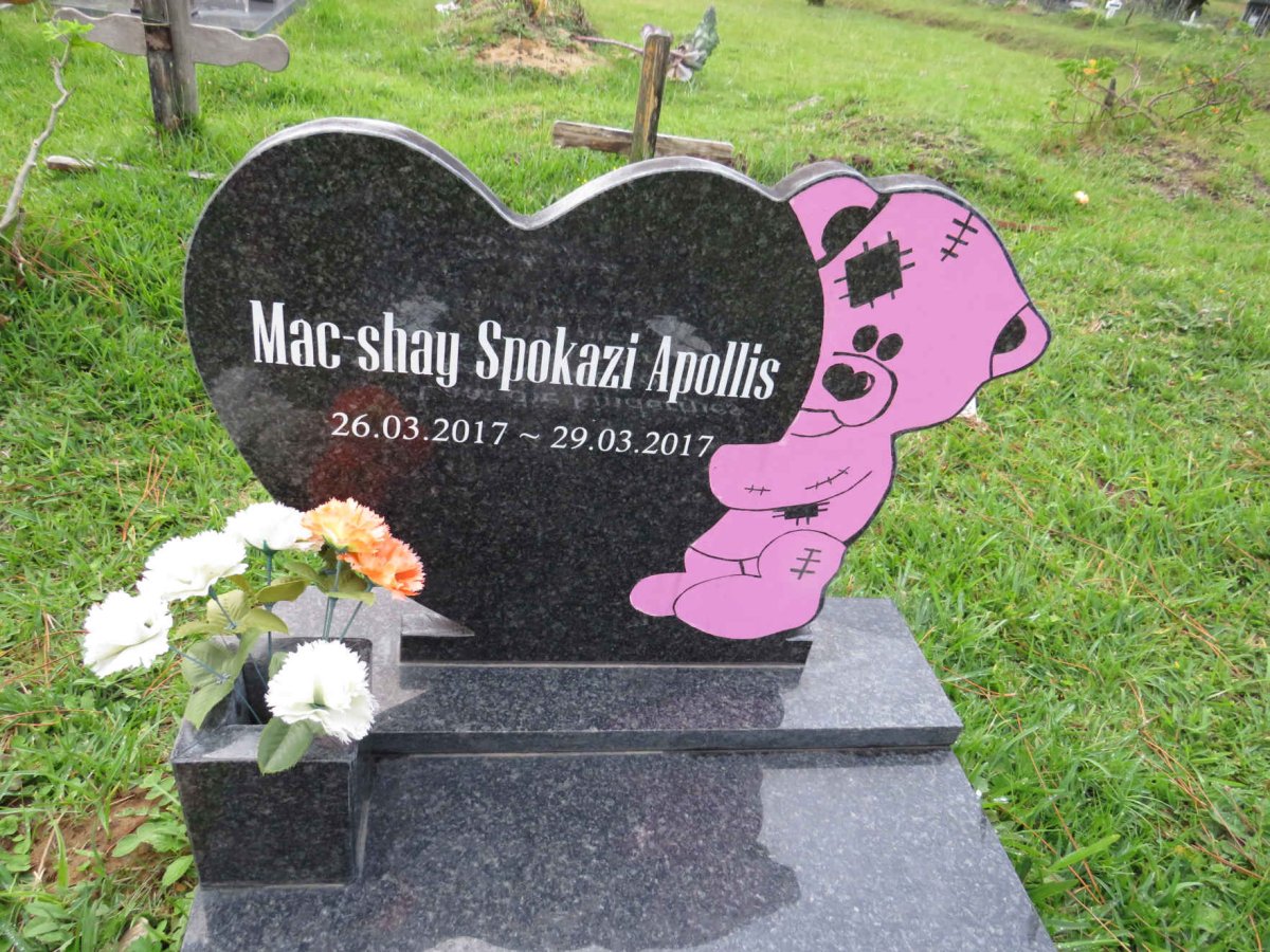APOLLIS Mac-shay Spokazi 2017-2017