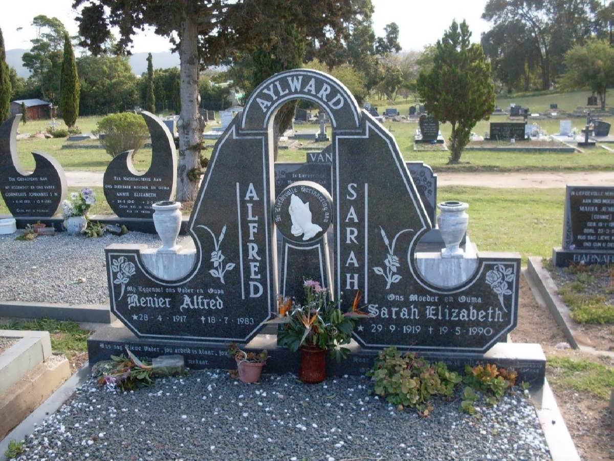AYLWARD Renier Alfred 1917-1983 &amp; Sarah Elizabeth 1919-1990