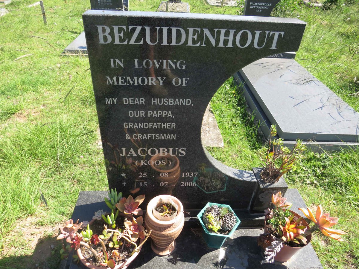 BEZUIDENHOUT Jacobus 1937-2006