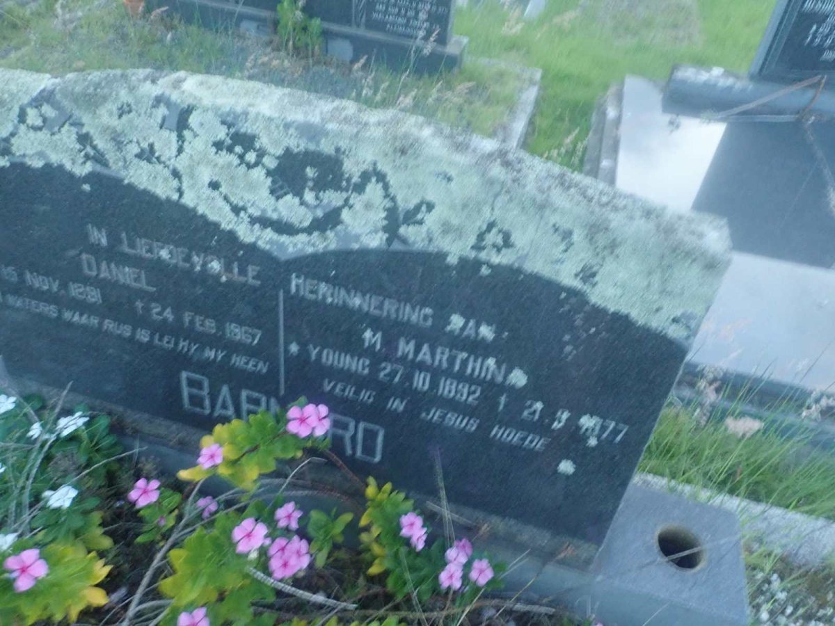 BARNARD Daniel 1891-1967 & M. Marthina YOUNG 1892-1977