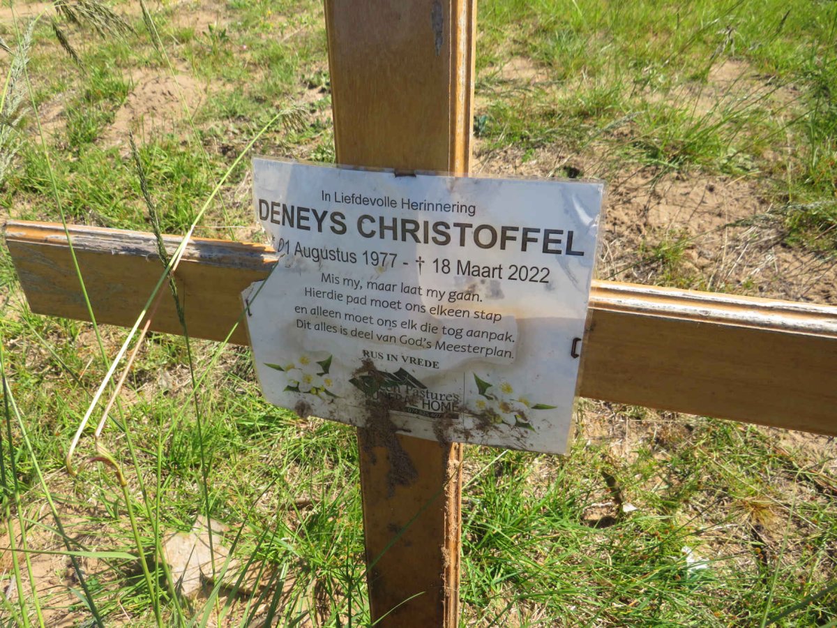 CHRISTOFFEL Deneys 1977-2022